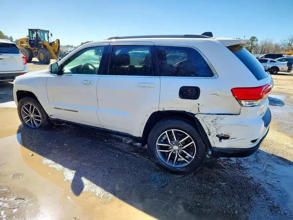 1C4RJFAG2JC375570 2018 JEEP GRAND CHEROKEE - Image 2