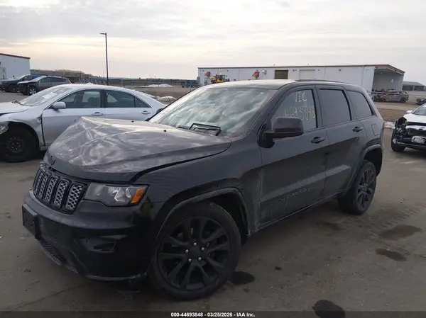1C4RJFAG2JC401987 2018 JEEP GRAND CHEROKEE - Image 2