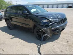 1C4RJFAG2JC420443 2018 JEEP GRAND CHEROKEE