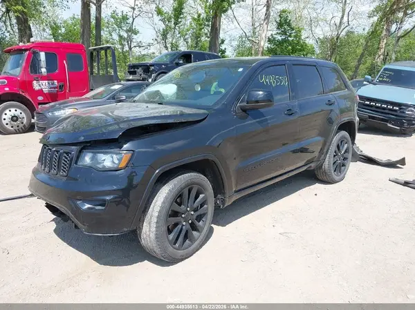 1C4RJFAG2JC420443 2018 JEEP GRAND CHEROKEE - Image 2