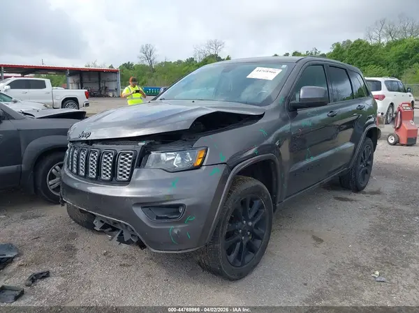1C4RJFAG2JC453796 2018 JEEP GRAND CHEROKEE - Image 2