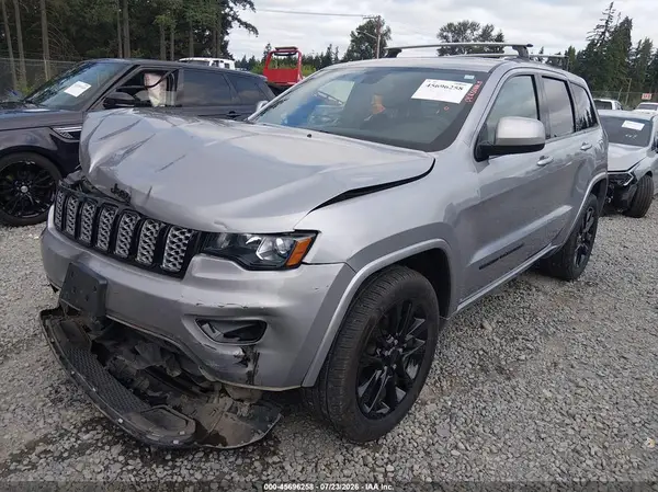 1C4RJFAG2JC491822 2018 JEEP GRAND CHEROKEE - Image 2