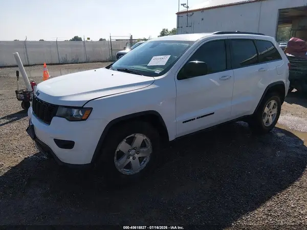 1C4RJFAG2JC499984 2018 JEEP GRAND CHEROKEE - Image 2