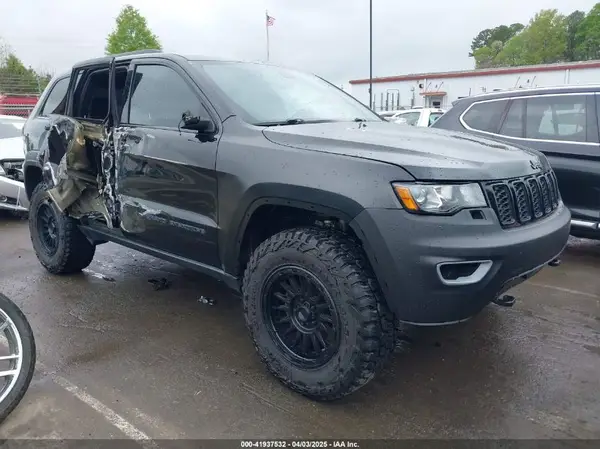 1C4RJFAG2JC500227 2018 JEEP GRAND CHEROKEE - Image 1