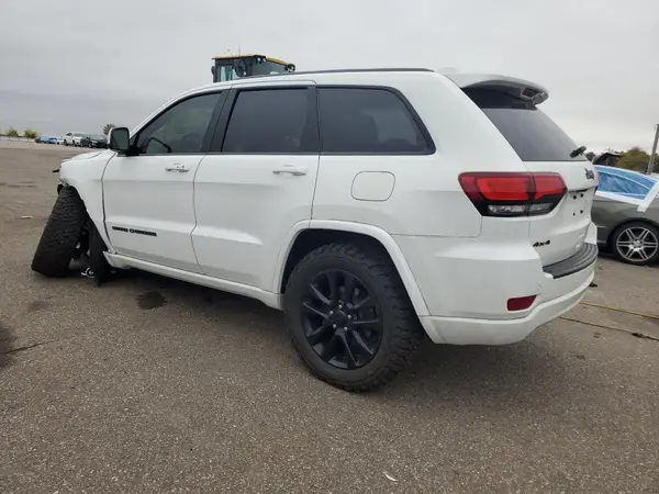 1C4RJFAG2JC500423 2018 JEEP GRAND CHEROKEE - Image 2