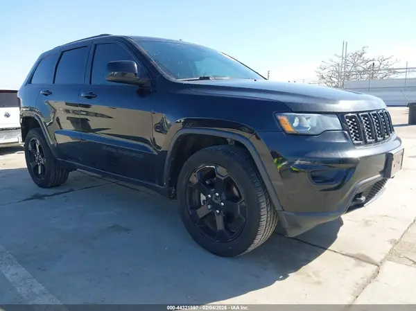 1C4RJFAG2JC502401 2018 JEEP GRAND CHEROKEE - Image 1