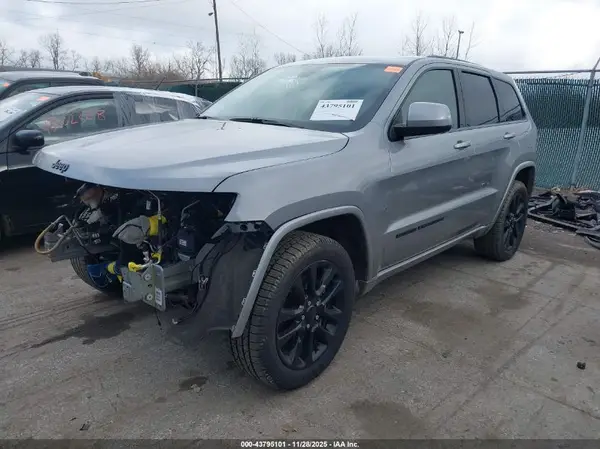 1C4RJFAG2KC600586 2019 JEEP GRAND CHEROKEE - Image 2