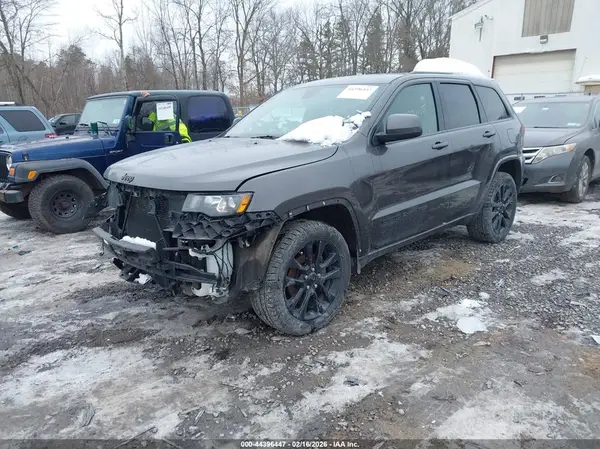 1C4RJFAG2KC661159 2019 JEEP GRAND CHEROKEE - Image 2