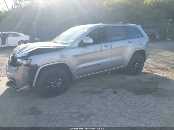 1C4RJFAG2KC670556 2019 JEEP GRAND CHEROKEE - Image 2
