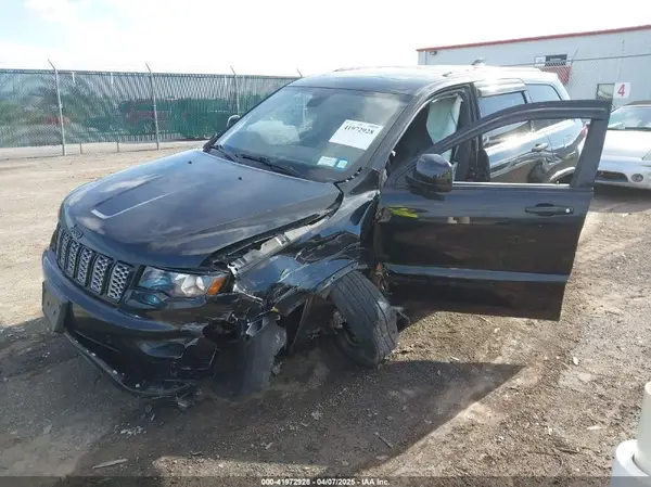 1C4RJFAG2KC679290 2019 JEEP GRAND CHEROKEE - Image 2