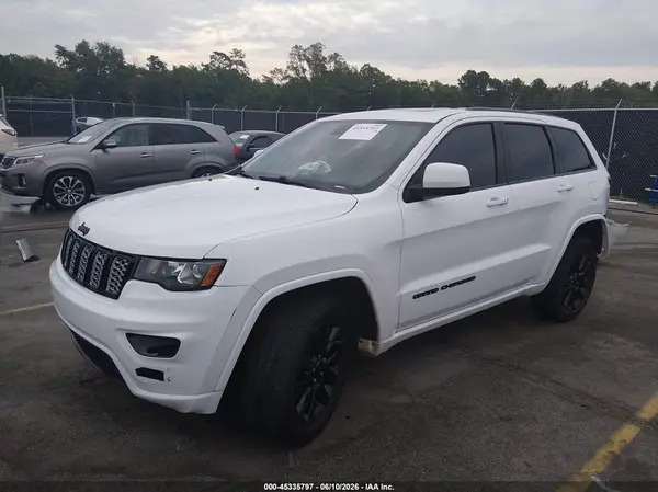 1C4RJFAG2KC810833 2019 JEEP GRAND CHEROKEE - Image 2