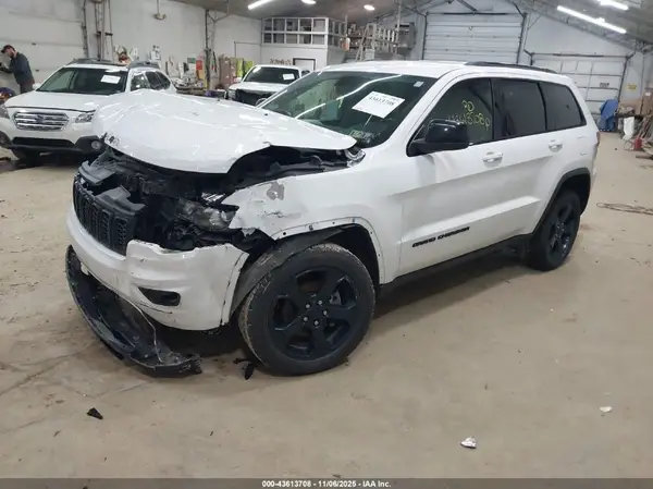 1C4RJFAG2LC149290 2020 JEEP GRAND CHEROKEE - Image 2