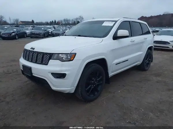 1C4RJFAG2LC204126 2020 JEEP GRAND CHEROKEE - Image 2