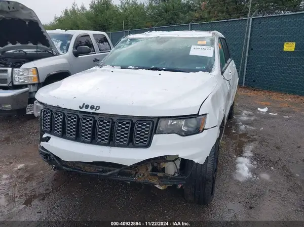 1C4RJFAG2LC293311 2020 JEEP GRAND CHEROKEE - Image 2
