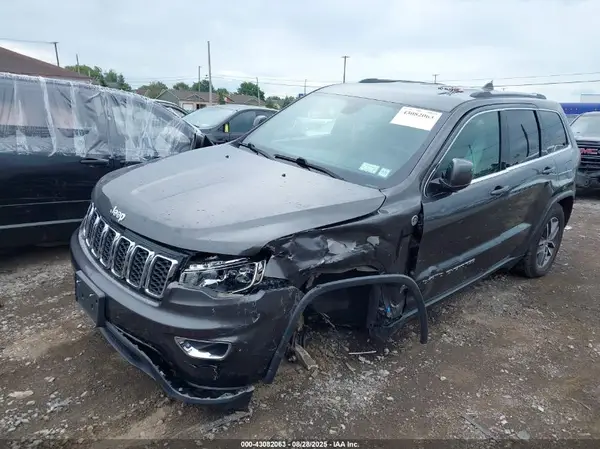 1C4RJFAG2LC378004 2020 JEEP GRAND CHEROKEE - Image 2
