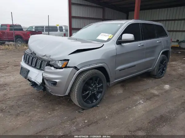 1C4RJFAG2LC420378 2020 JEEP GRAND CHEROKEE - Image 2