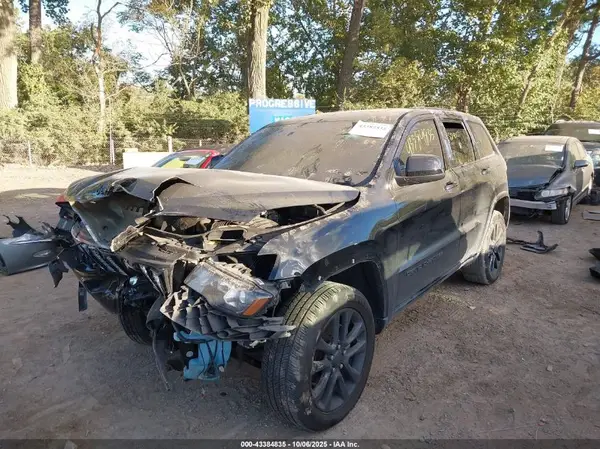 1C4RJFAG2MC824007 2021 JEEP GRAND CHEROKEE - Image 2