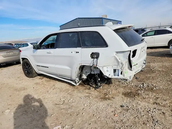 1C4RJFAG2NC143069 2022 JEEP GRAND CHEROKEE - Image 2