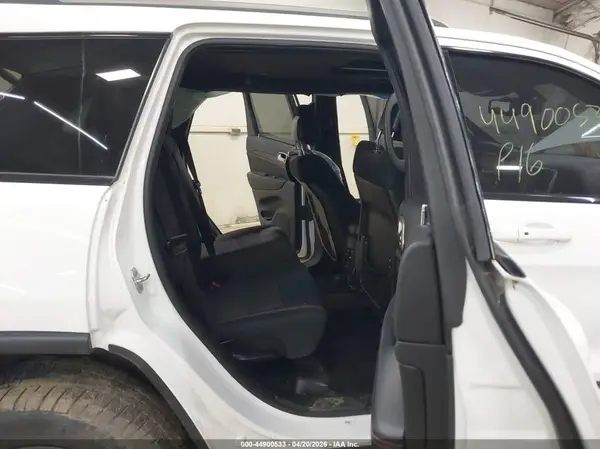 1C4RJFAG3GC364988 2016 JEEP GRAND CHEROKEE - Image 8