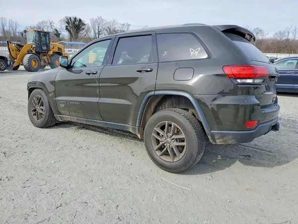 1C4RJFAG3HC607393 2017 JEEP GRAND CHEROKEE - Image 2