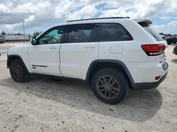 1C4RJFAG3HC637252 2017 JEEP GRAND CHEROKEE - Image 2
