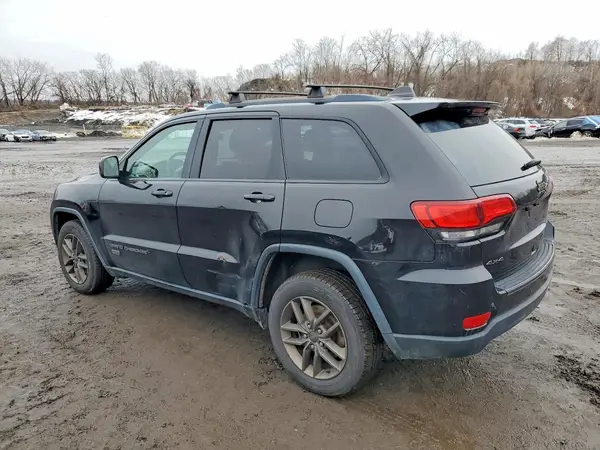 1C4RJFAG3HC641284 2017 JEEP GRAND CHEROKEE - Image 2