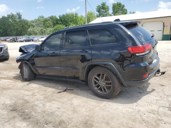 1C4RJFAG3HC655363 2017 JEEP GRAND CHEROKEE - Image 2