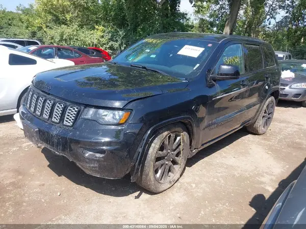 1C4RJFAG3HC700527 2017 JEEP GRAND CHEROKEE - Image 2