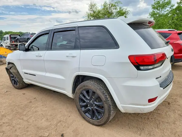 1C4RJFAG3HC714587 2017 JEEP GRAND CHEROKEE - Image 2