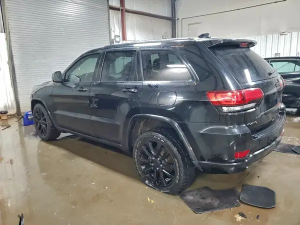 1C4RJFAG3HC726805 2017 JEEP GRAND CHEROKEE - Image 2