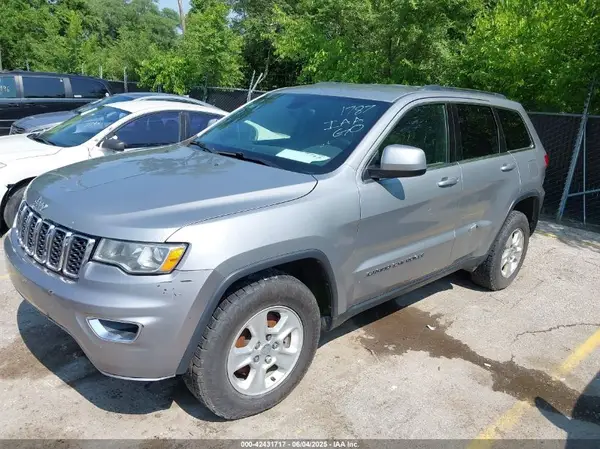 1C4RJFAG3HC811787 2017 JEEP GRAND CHEROKEE - Image 2