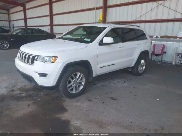 1C4RJFAG3HC841792 2017 JEEP GRAND CHEROKEE - Image 2