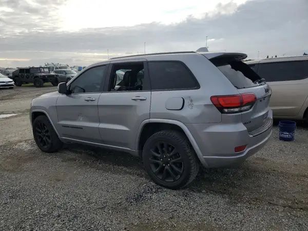 1C4RJFAG3JC102928 2018 JEEP GRAND CHEROKEE - Image 2