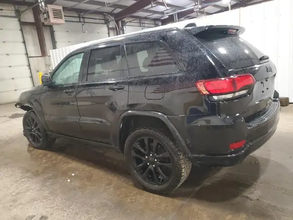 1C4RJFAG3JC119471 2018 JEEP GRAND CHEROKEE - Image 2