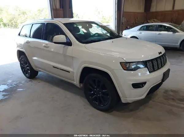 1C4RJFAG3JC120894 2018 JEEP GRAND CHEROKEE - Image 1