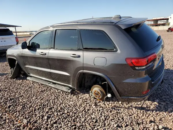 1C4RJFAG3JC136738 2018 JEEP GRAND CHEROKEE - Image 2
