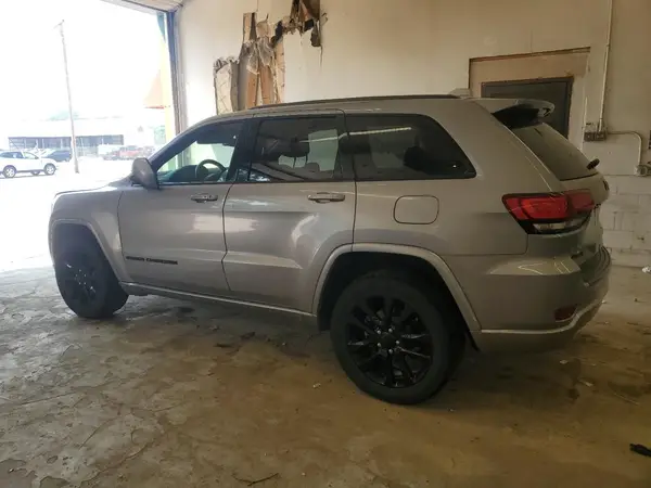 1C4RJFAG3JC167245 2018 JEEP GRAND CHEROKEE - Image 2