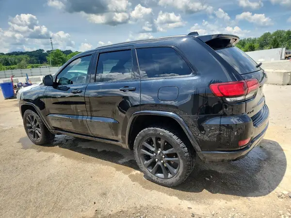 1C4RJFAG3JC180450 2018 JEEP GRAND CHEROKEE - Image 2