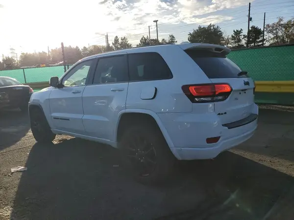1C4RJFAG3JC203208 2018 JEEP GRAND CHEROKEE - Image 2