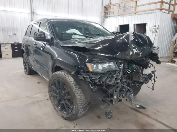 1C4RJFAG3JC211731 2018 JEEP GRAND CHEROKEE - Image 1