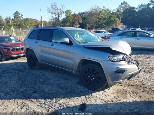 1C4RJFAG3JC214371 2018 JEEP GRAND CHEROKEE - Image 1