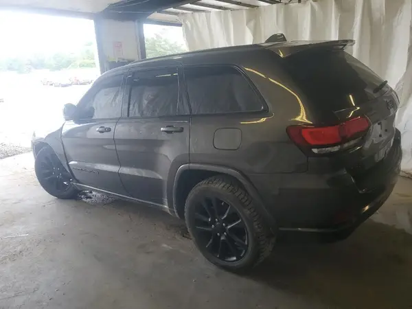 1C4RJFAG3JC234510 2018 JEEP GRAND CHEROKEE - Image 2