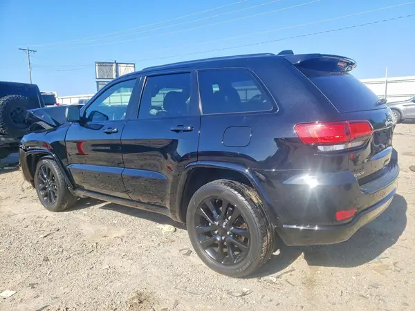 1C4RJFAG3JC303406 2018 JEEP GRAND CHEROKEE - Image 2