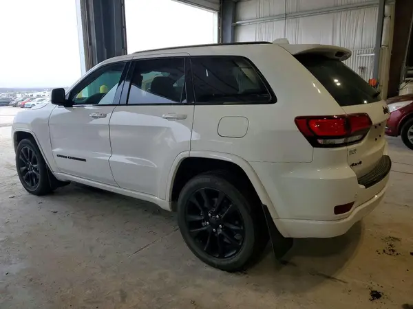 1C4RJFAG3JC309223 2018 JEEP GRAND CHEROKEE - Image 2