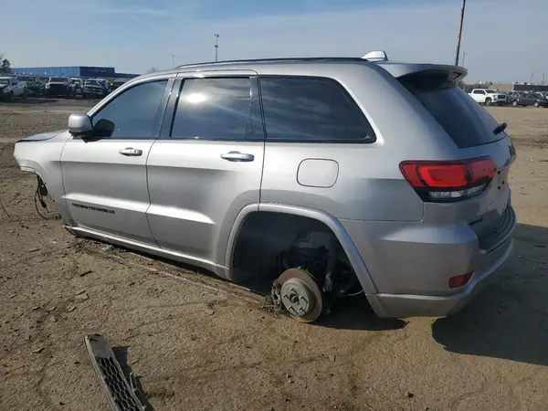 1C4RJFAG3JC356798 2018 JEEP GRAND CHEROKEE - Image 2