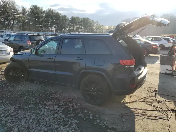 1C4RJFAG3JC391101 2018 JEEP GRAND CHEROKEE - Image 2