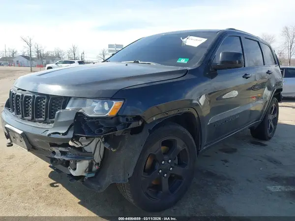 1C4RJFAG3JC410813 2018 JEEP GRAND CHEROKEE - Image 2