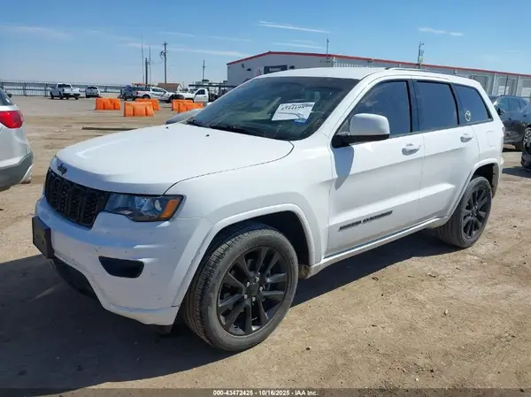 1C4RJFAG3JC449188 2018 JEEP GRAND CHEROKEE - Image 2