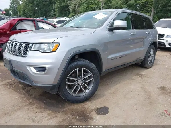 1C4RJFAG3JC458800 2018 JEEP GRAND CHEROKEE - Image 2