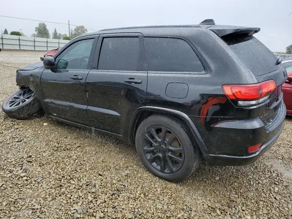 1C4RJFAG3JC465309 2018 JEEP GRAND CHEROKEE - Image 2